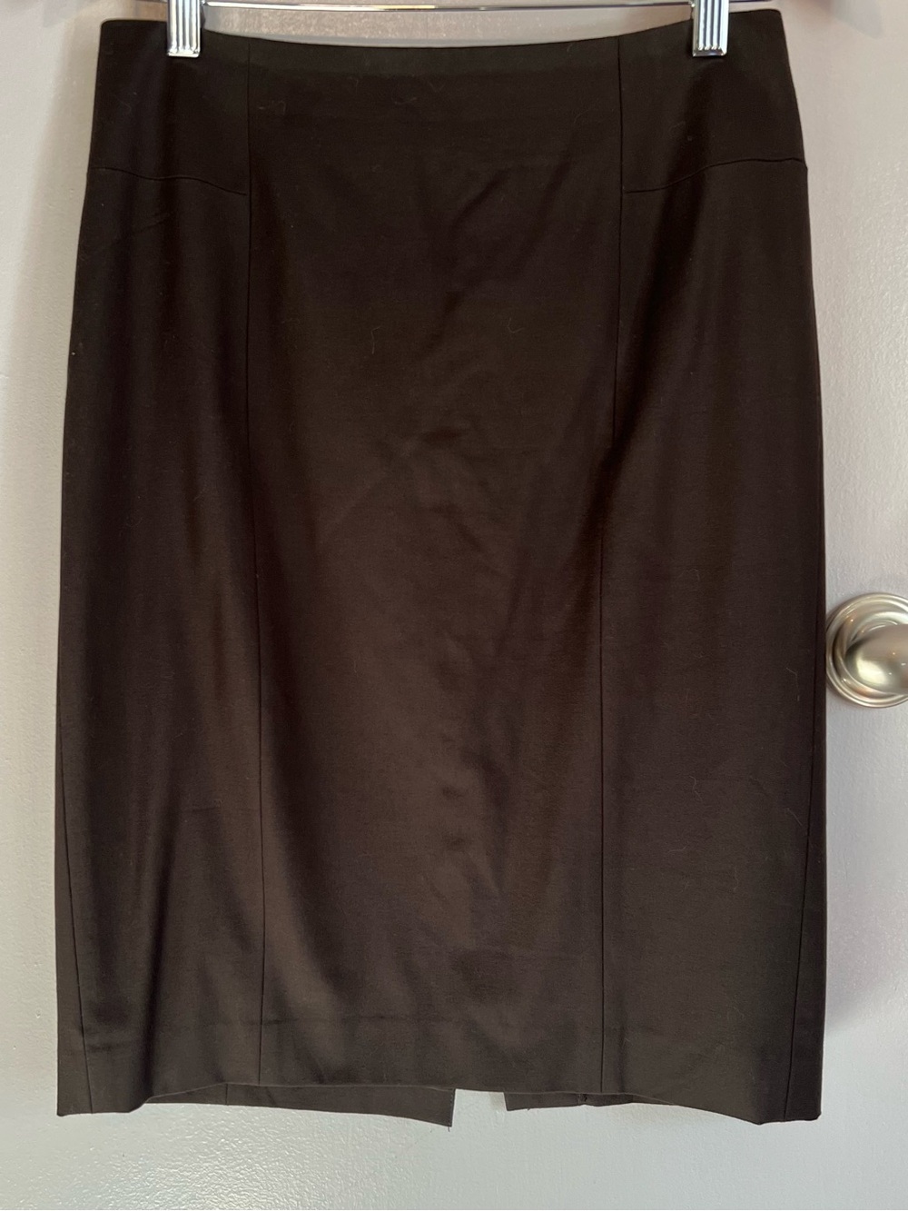 Ann Taylor soft Black Pencil Skirt Size 2 Like New